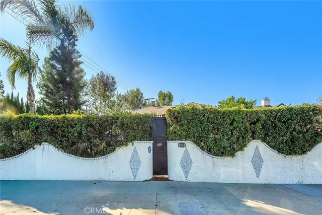 $5,299 | 6119 Tampa Avenue, Tarzana, CA 91335