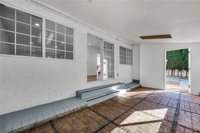 $5,299 | 6119 Tampa Avenue, Tarzana, CA 91335