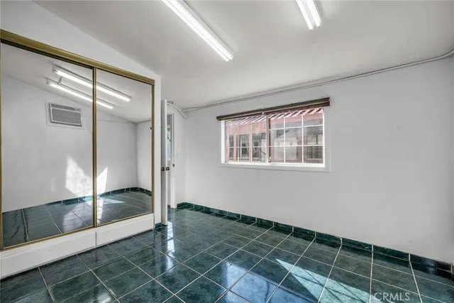 $5,299 | 6119 Tampa Avenue, Tarzana, CA 91335