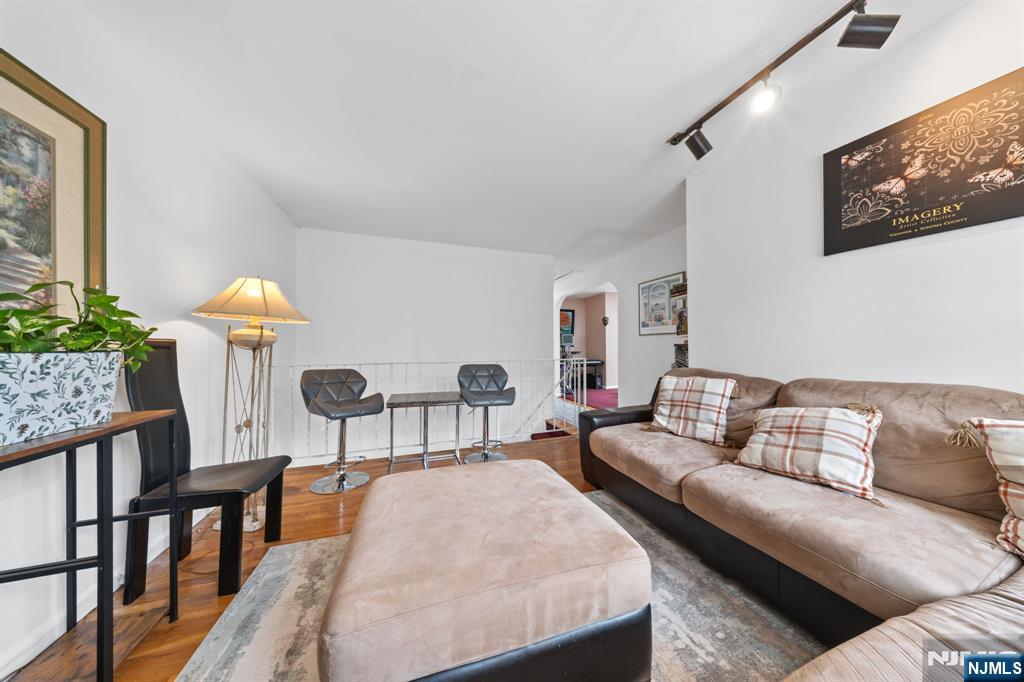 132 Spring Street Leonia, NJ 07605 - Photo 34 of 47