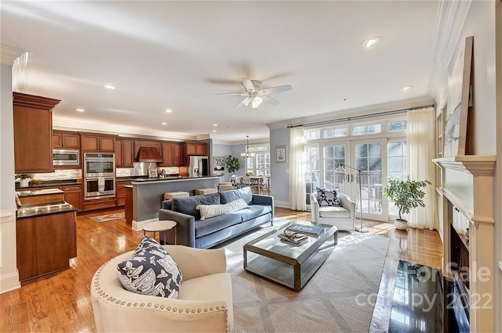 523 Queens Road Charlotte, NC 28207 - Photo 11 of 48 Gallery Image 11