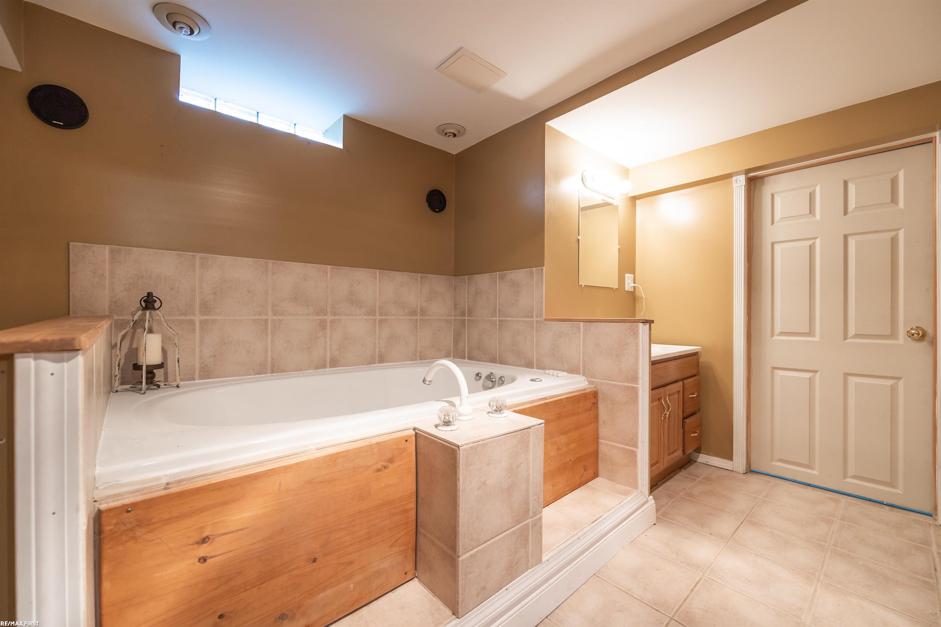 34443 Lillian Road Chesterfield, MI 48047 - Photo 29 of 46