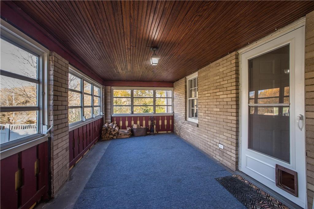 351 Hawthorne Road Pittsburgh, PA 15209 - Photo 18 of 21 Gallery Image 18