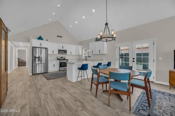 $3,250 | 325 East Mitchell Drive, Phoenix, AZ 85012