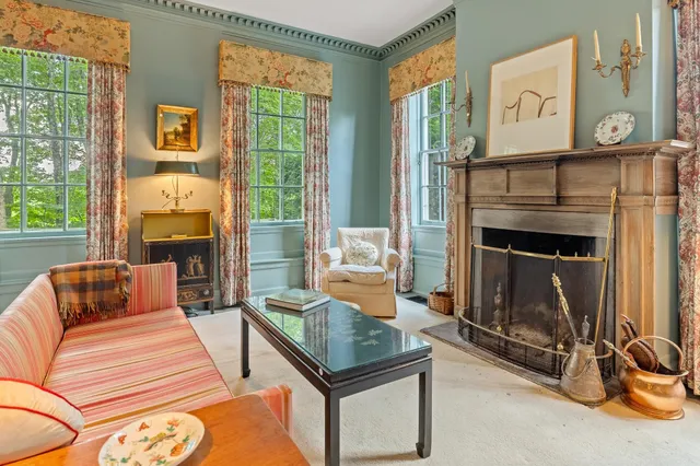 $1,600,000 | 10 Bischoff Lane, Hartland, VT 05048