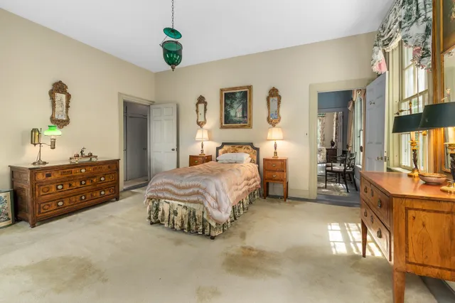 $1,600,000 | 10 Bischoff Lane, Hartland, VT 05048