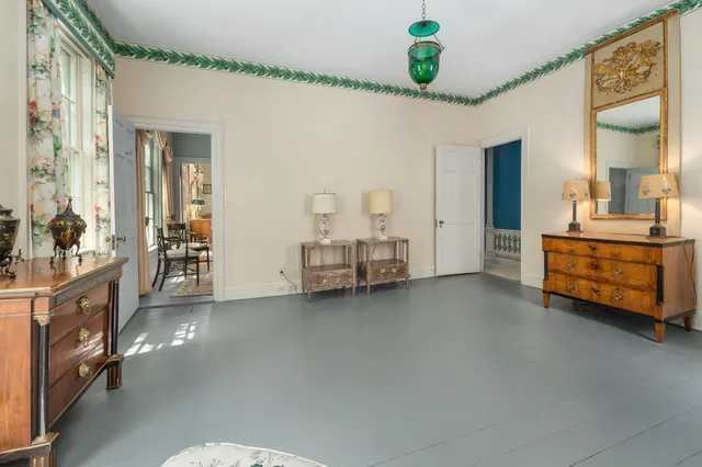 $1,600,000 | 10 Bischoff Lane, Hartland, VT 05048