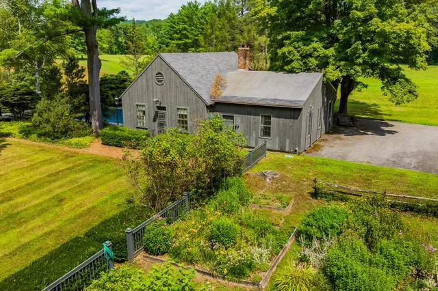 $1,600,000 | 10 Bischoff Lane, Hartland, VT 05048