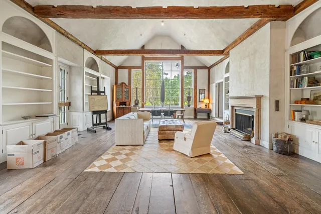 $1,600,000 | 10 Bischoff Lane, Hartland, VT 05048