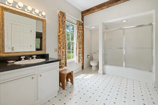 $1,600,000 | 10 Bischoff Lane, Hartland, VT 05048