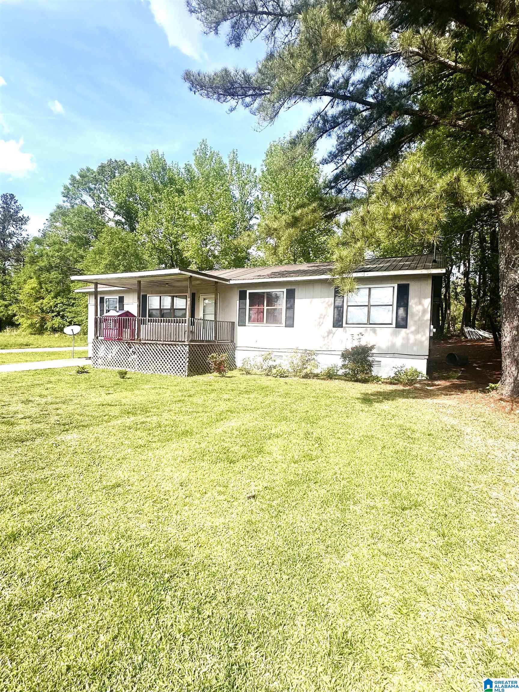 623 West Point Street Roanoke, AL 36274 - Photo 1 of 9