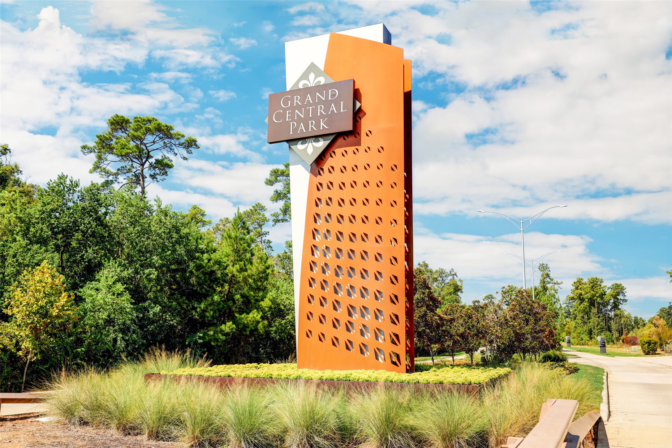804 Fall Rock Branch Drive Conroe, TX 77304 - Photo 43 of 44 a view of swimming pool from a lake