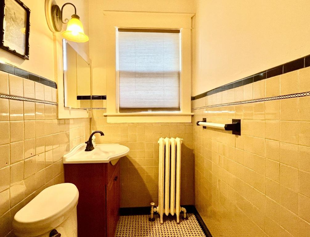 341 Main Street Oneonta, NY 13820 - Photo 4 of 24