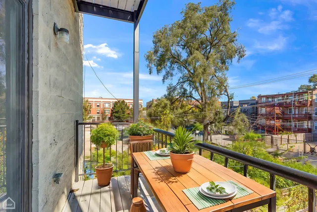 $3,105,000 | 4417 South Indiana Avenue, Chicago, IL 60653