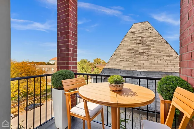 $3,105,000 | 4417 South Indiana Avenue, Chicago, IL 60653