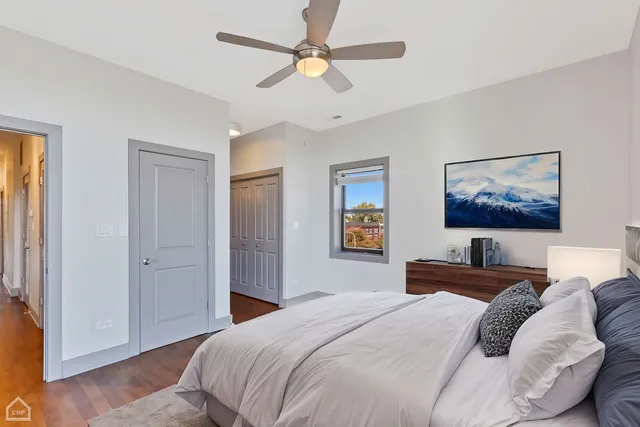 $3,105,000 | 4417 South Indiana Avenue, Chicago, IL 60653