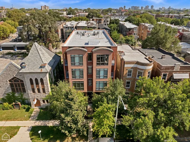 $3,105,000 | 4417 South Indiana Avenue, Chicago, IL 60653