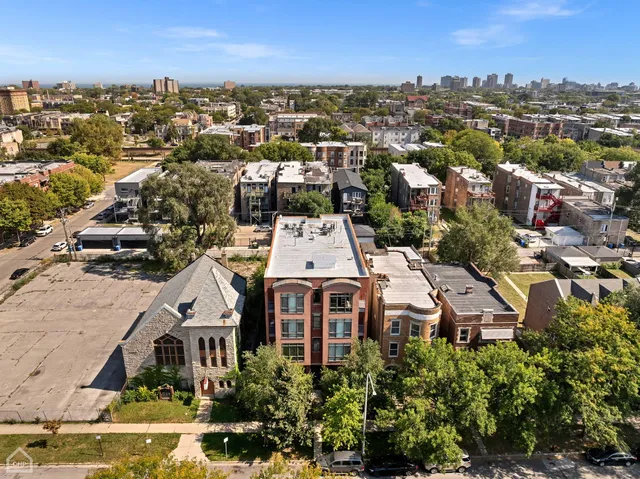 $3,105,000 | 4417 South Indiana Avenue, Chicago, IL 60653