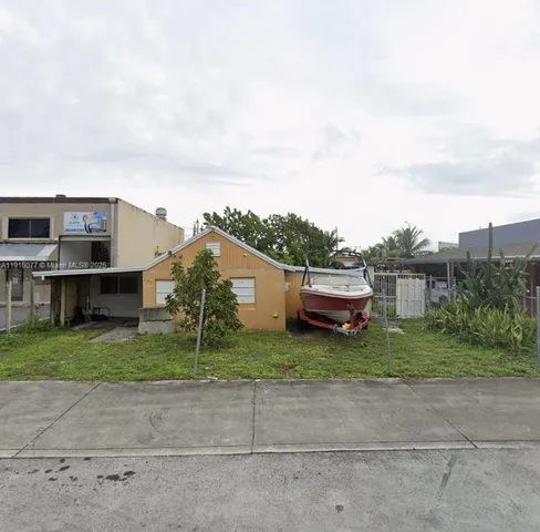 $429,900 | 251 West 27th Street, Hialeah, FL 33010