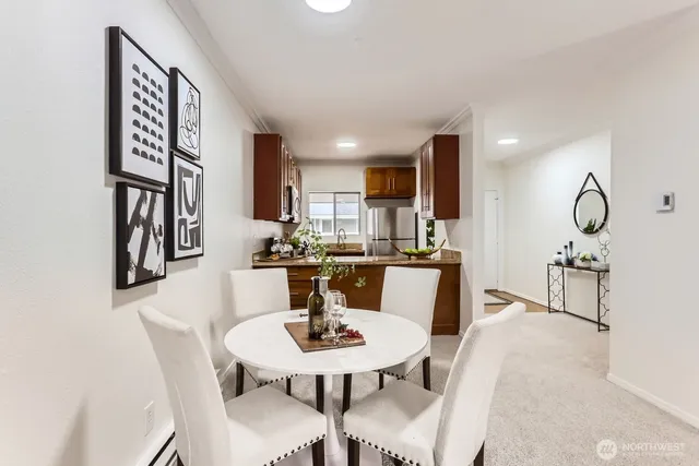 $385,000 | 14547 Northeast 40th Street, Unit J302, Bellevue, WA 98007