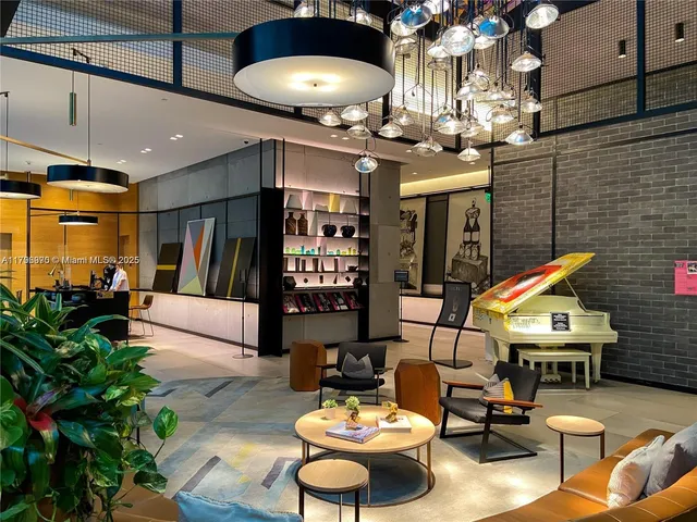 $3,500 | 121 Northeast 34th Street, Unit 1914, Miami, FL 33137