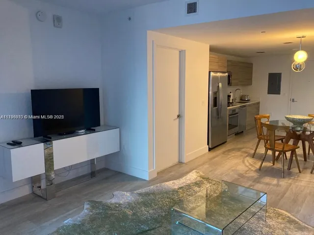 $3,500 | 121 Northeast 34th Street, Unit 1914, Miami, FL 33137