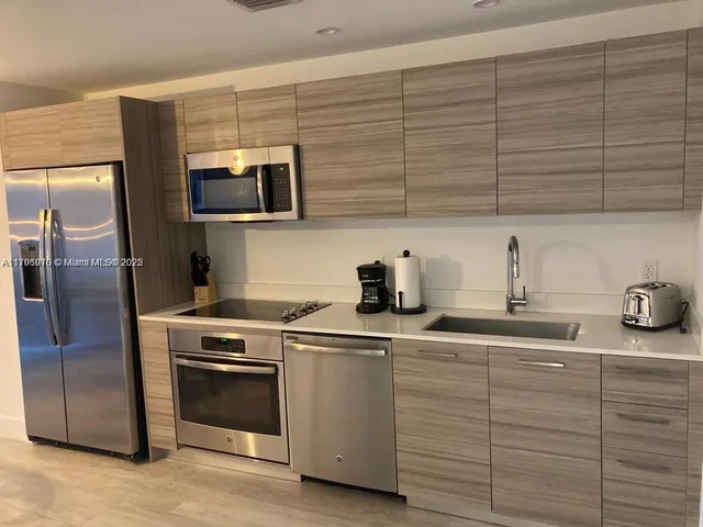 $3,500 | 121 Northeast 34th Street, Unit 1914, Miami, FL 33137