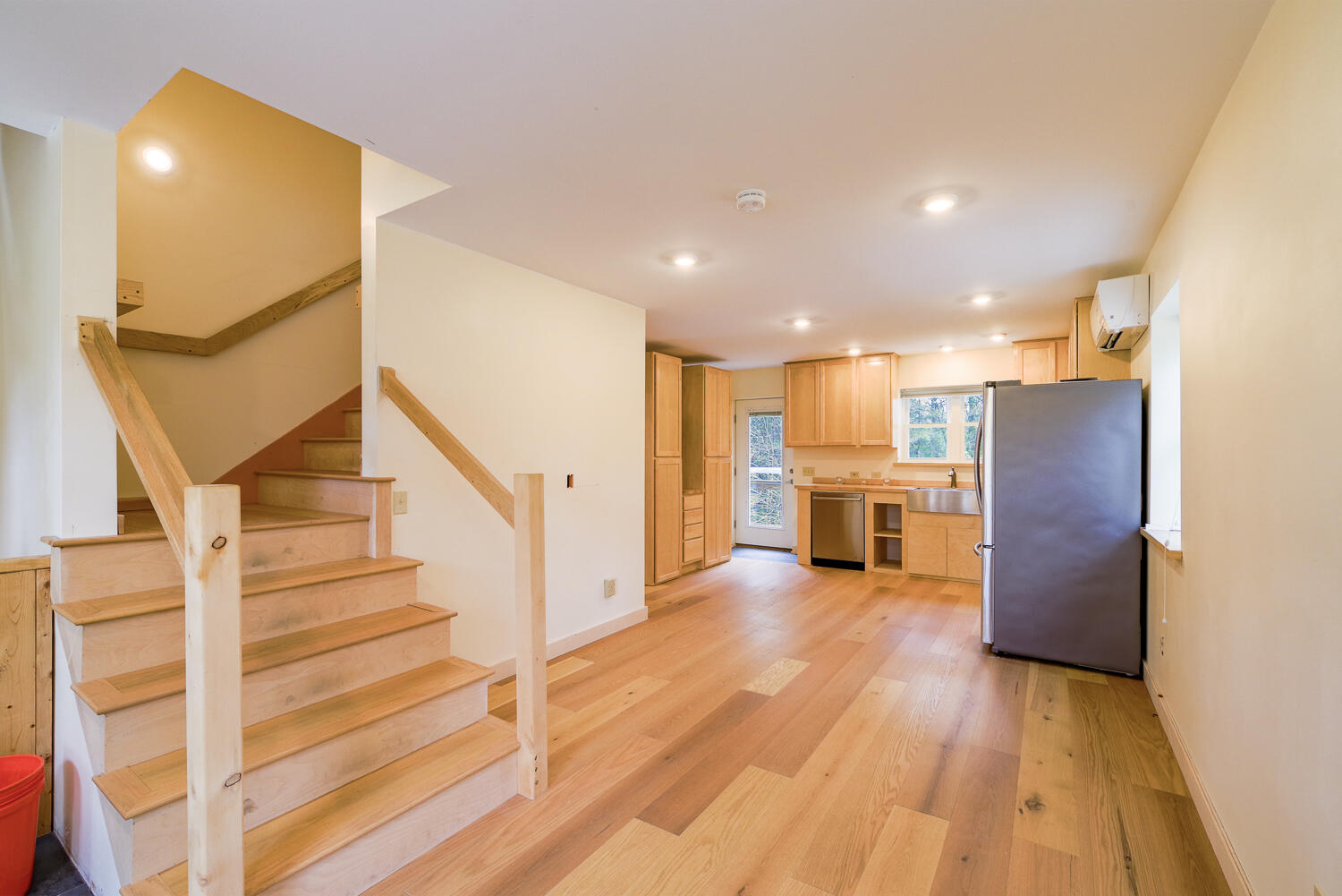 421 Finntown Road Warren, ME 04864 - Photo 5 of 32 421 Finn Town Rd 06
