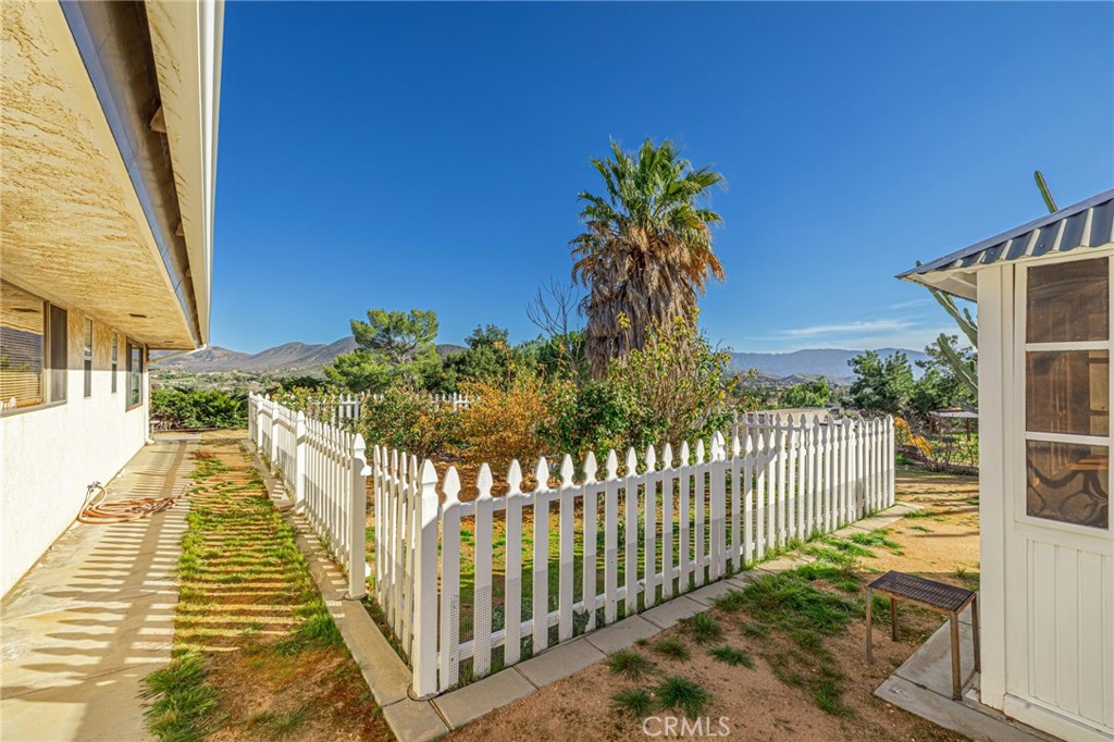 34201 Territory Road Agua Dulce, CA 91390 - Photo 35 of 59