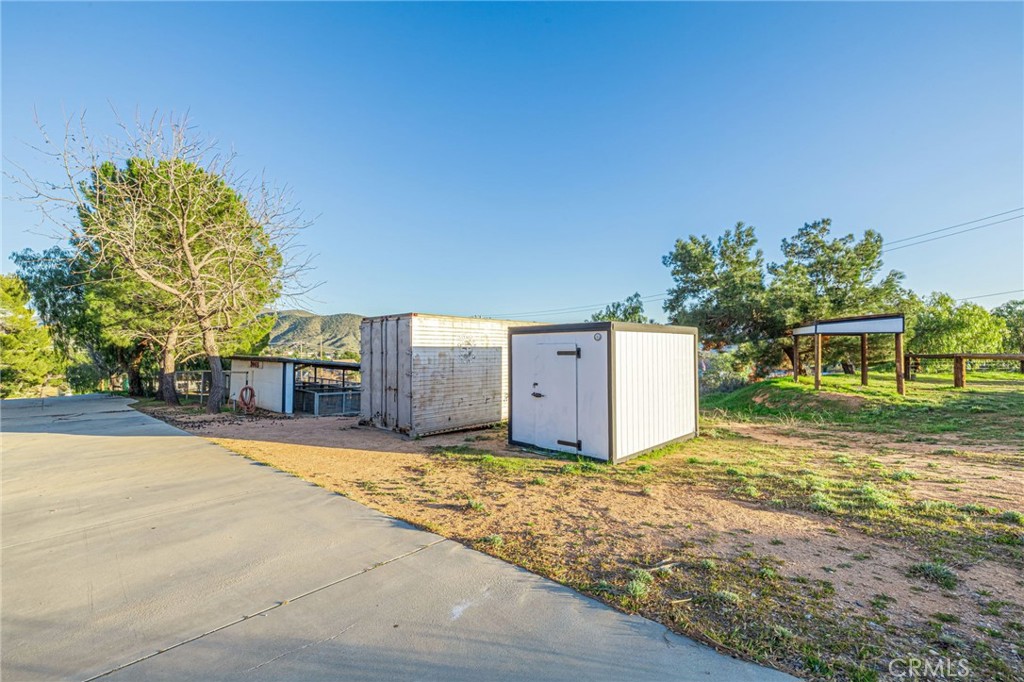 34201 Territory Road Agua Dulce, CA 91390 - Photo 37 of 59