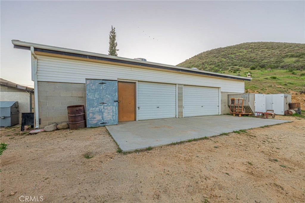 34201 Territory Road Agua Dulce, CA 91390 - Photo 40 of 59