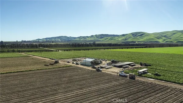 $14,107,500 | 42100 El Camino Real, Greenfield, CA 93927