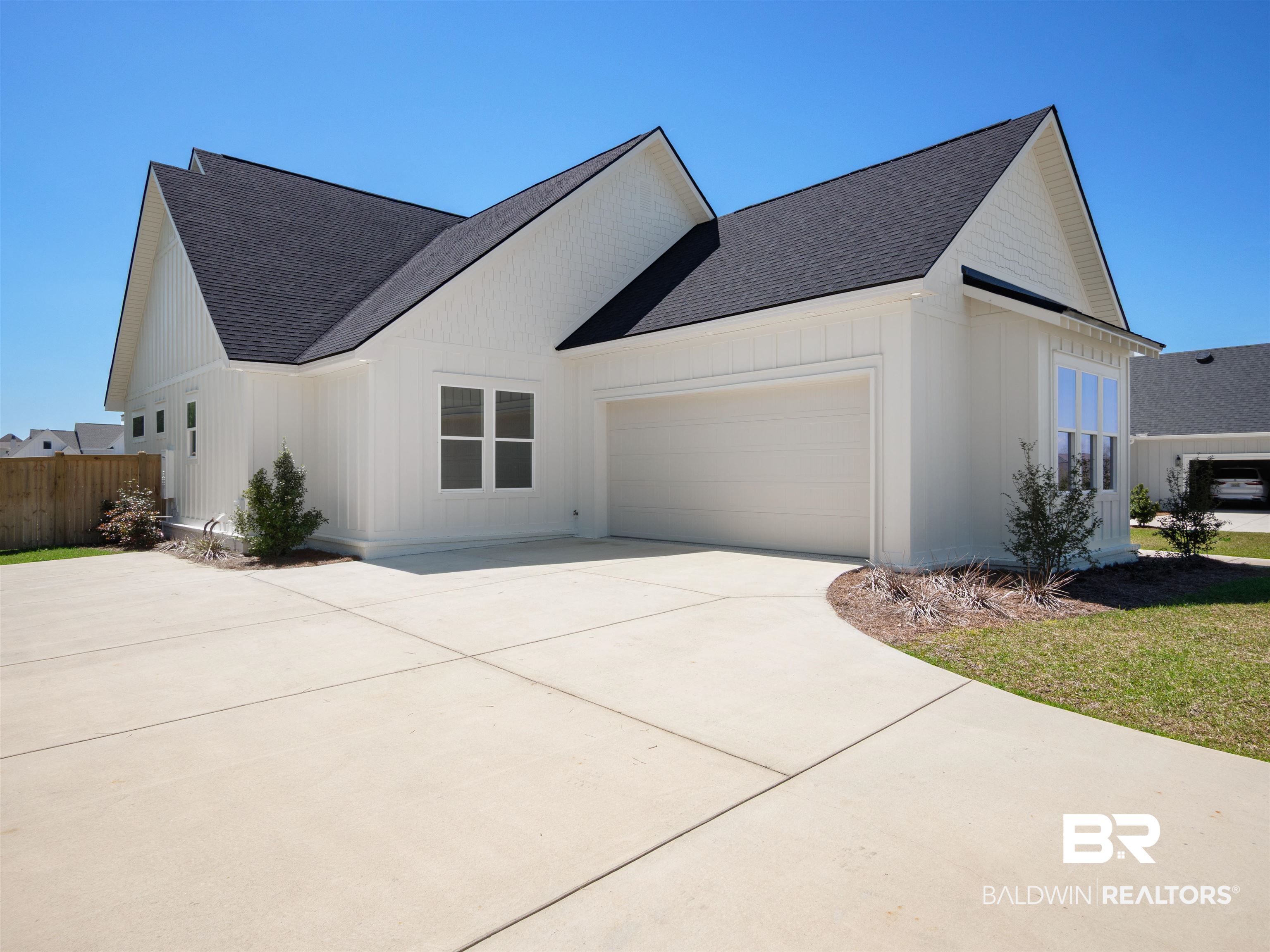 10970 Turin Avenue Fairhope, AL 36532 - Photo 40 of 61 32 x 22 oversized garage, side entry