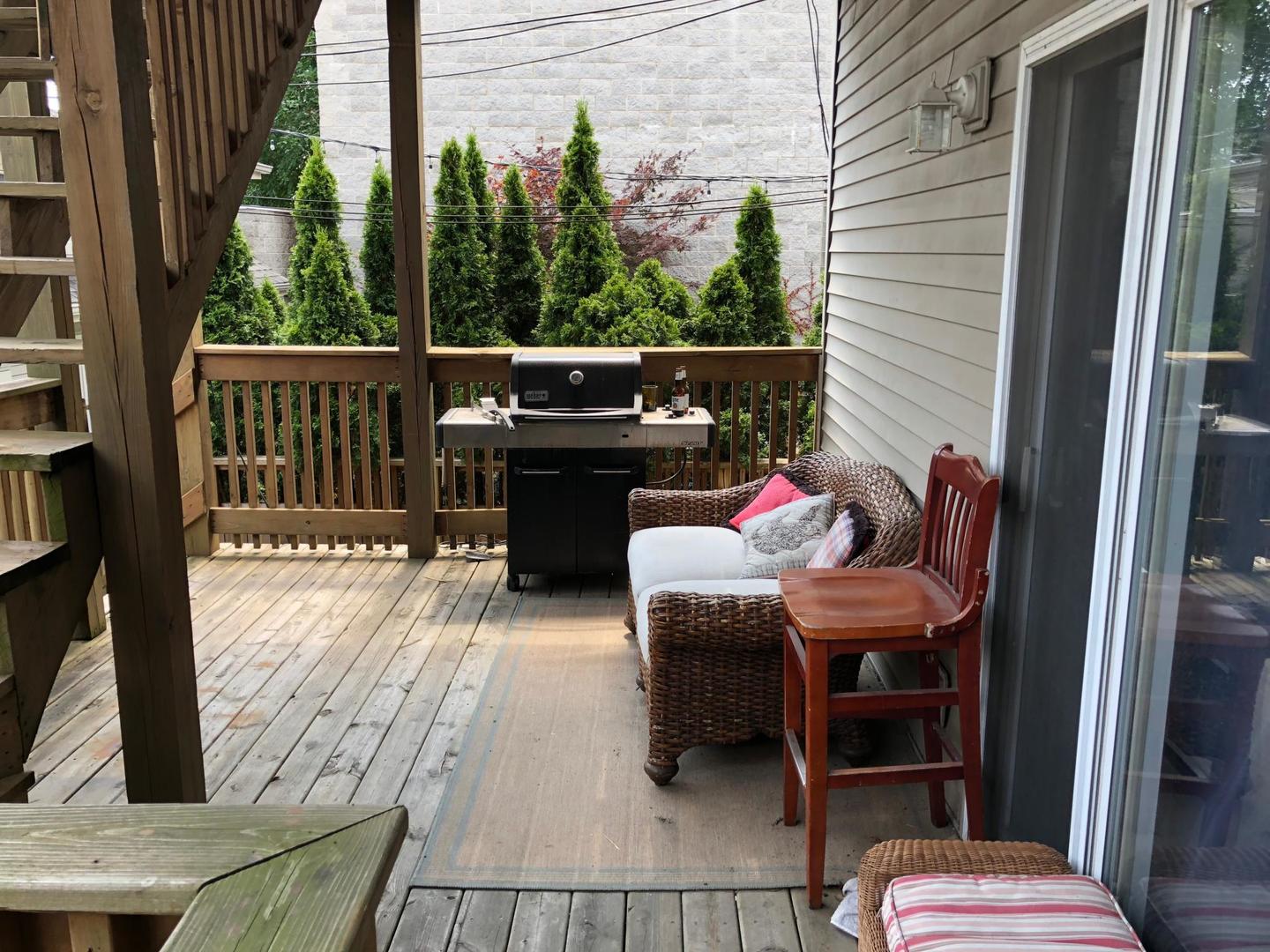 3033 North Racine Avenue, Unit 1 Chicago, IL 60657 - Photo 21 of 25 Gallery Image 21