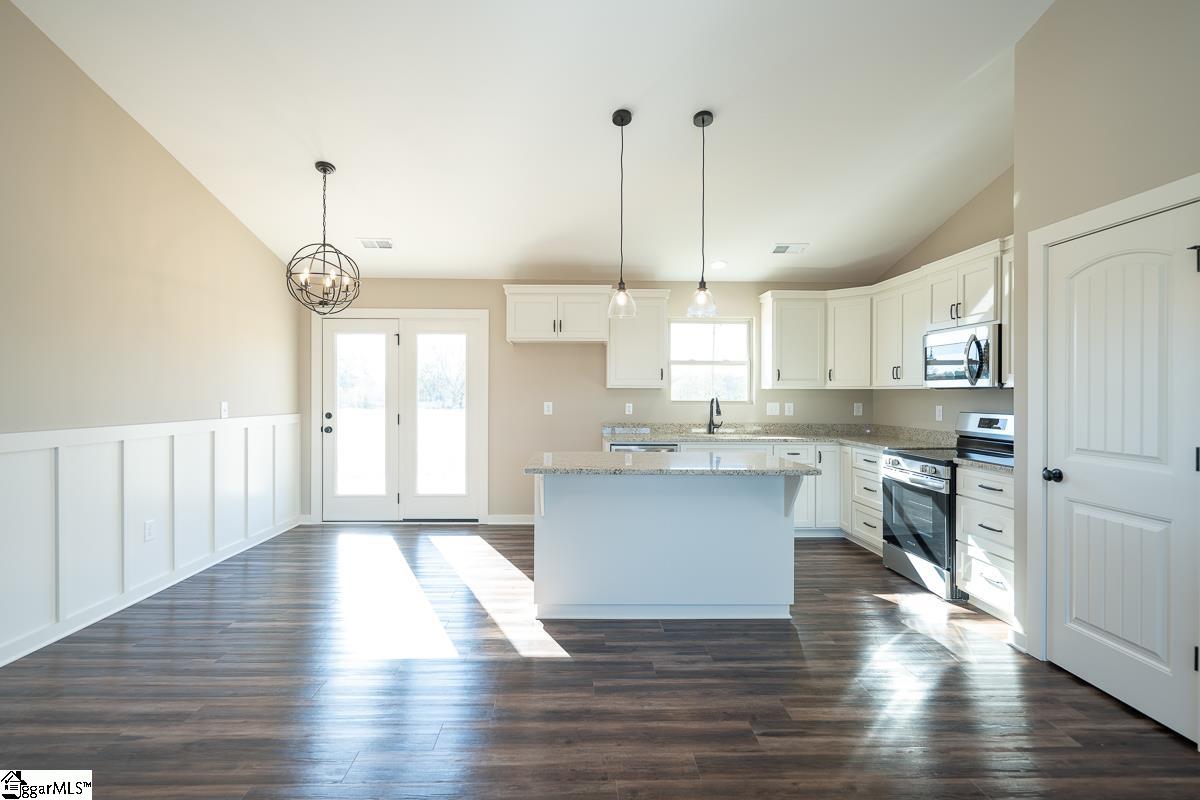 634 Wilsontown Road Laurens, SC 29360 - Photo 8 of 25