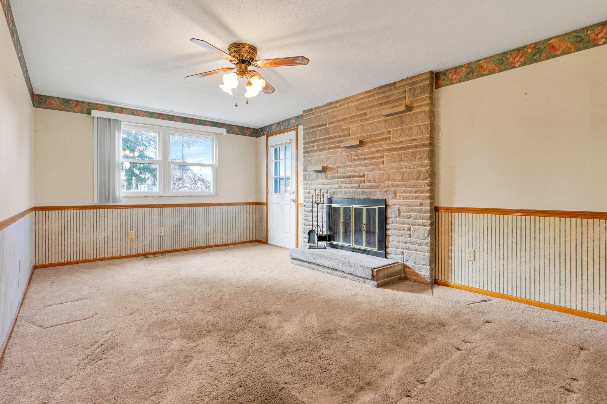 5834 Riverton Road Columbus, OH 43232 - Photo 17 of 58 Family Room with Fireplace
