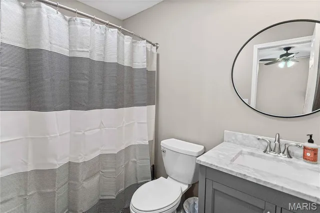 $219,900 | 428 Pheasant Lane, Moro, IL 62067