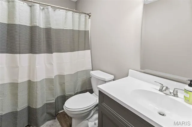 $219,900 | 428 Pheasant Lane, Moro, IL 62067