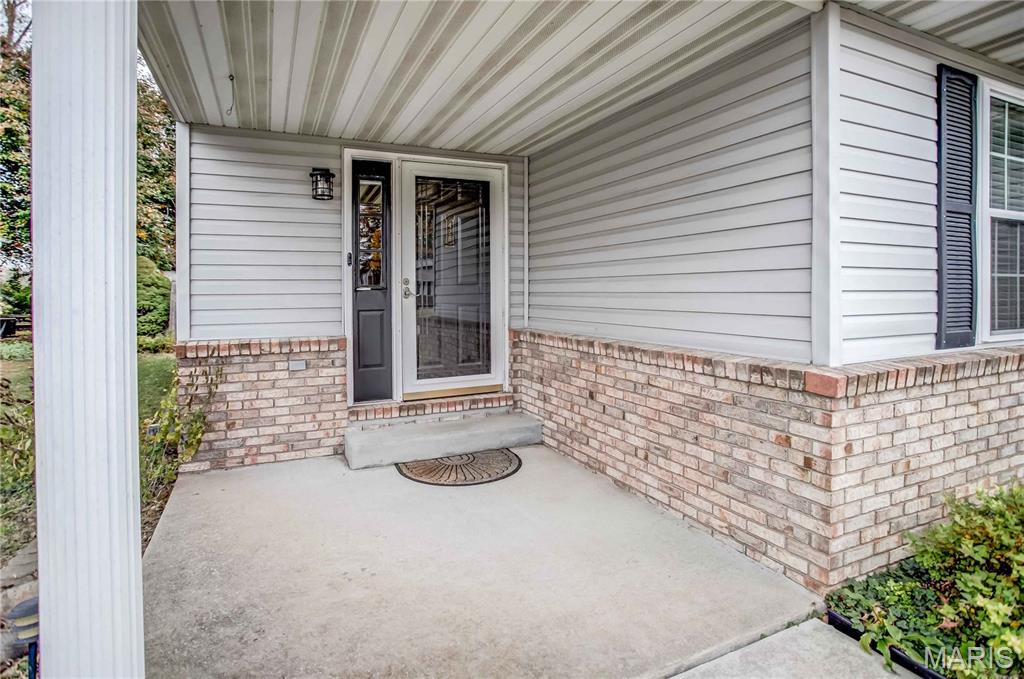 428 Pheasant Lane Moro, IL 62067 - Photo 4 of 59