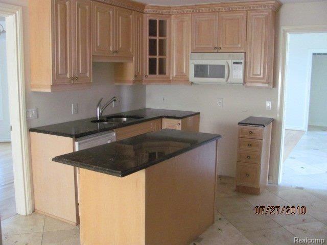 9 Kitchen