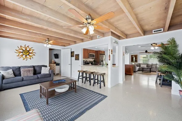 $9,000 | 327 Avenida Milano, Sarasota, FL 34242