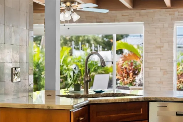 $16,000 | 327 Avenida Milano, Sarasota, FL 34242