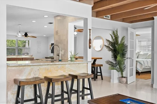 $9,000 | 327 Avenida Milano, Sarasota, FL 34242