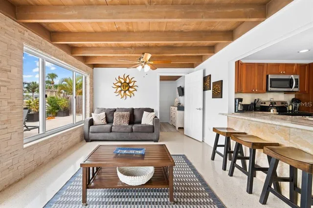 $16,000 | 327 Avenida Milano, Sarasota, FL 34242