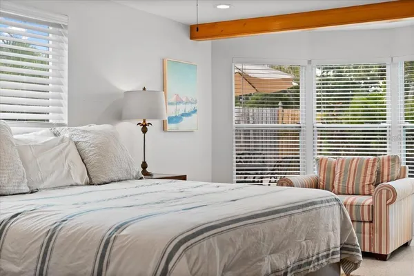 $9,000 | 327 Avenida Milano, Sarasota, FL 34242