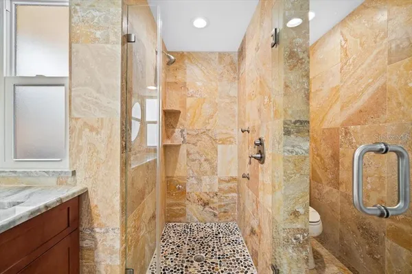 $9,000 | 327 Avenida Milano, Sarasota, FL 34242