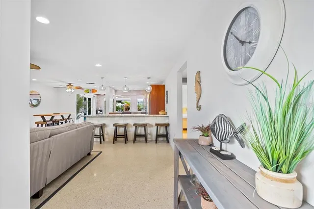 $16,000 | 327 Avenida Milano, Sarasota, FL 34242