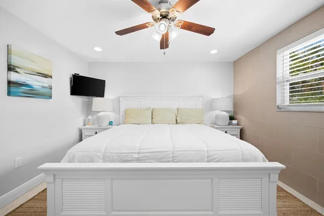 $16,000 | 327 Avenida Milano, Sarasota, FL 34242