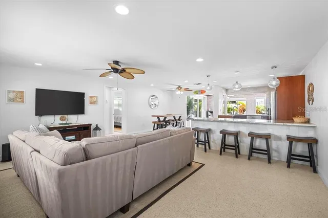 $16,000 | 327 Avenida Milano, Sarasota, FL 34242