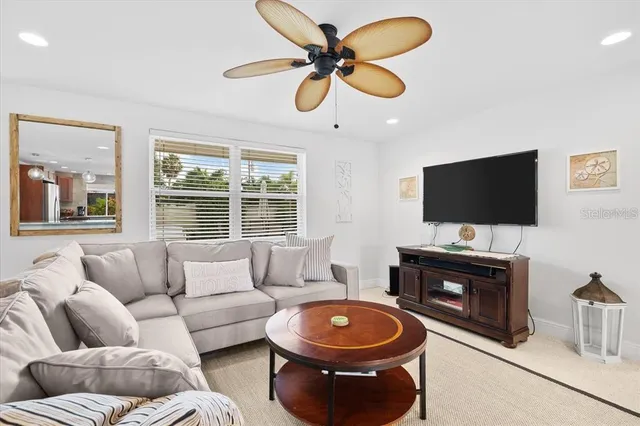 $16,000 | 327 Avenida Milano, Sarasota, FL 34242